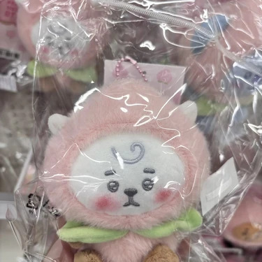 Trendy Kpop BT21 Peach Plush K - đánh giá và giá Phone Accessories Charms
